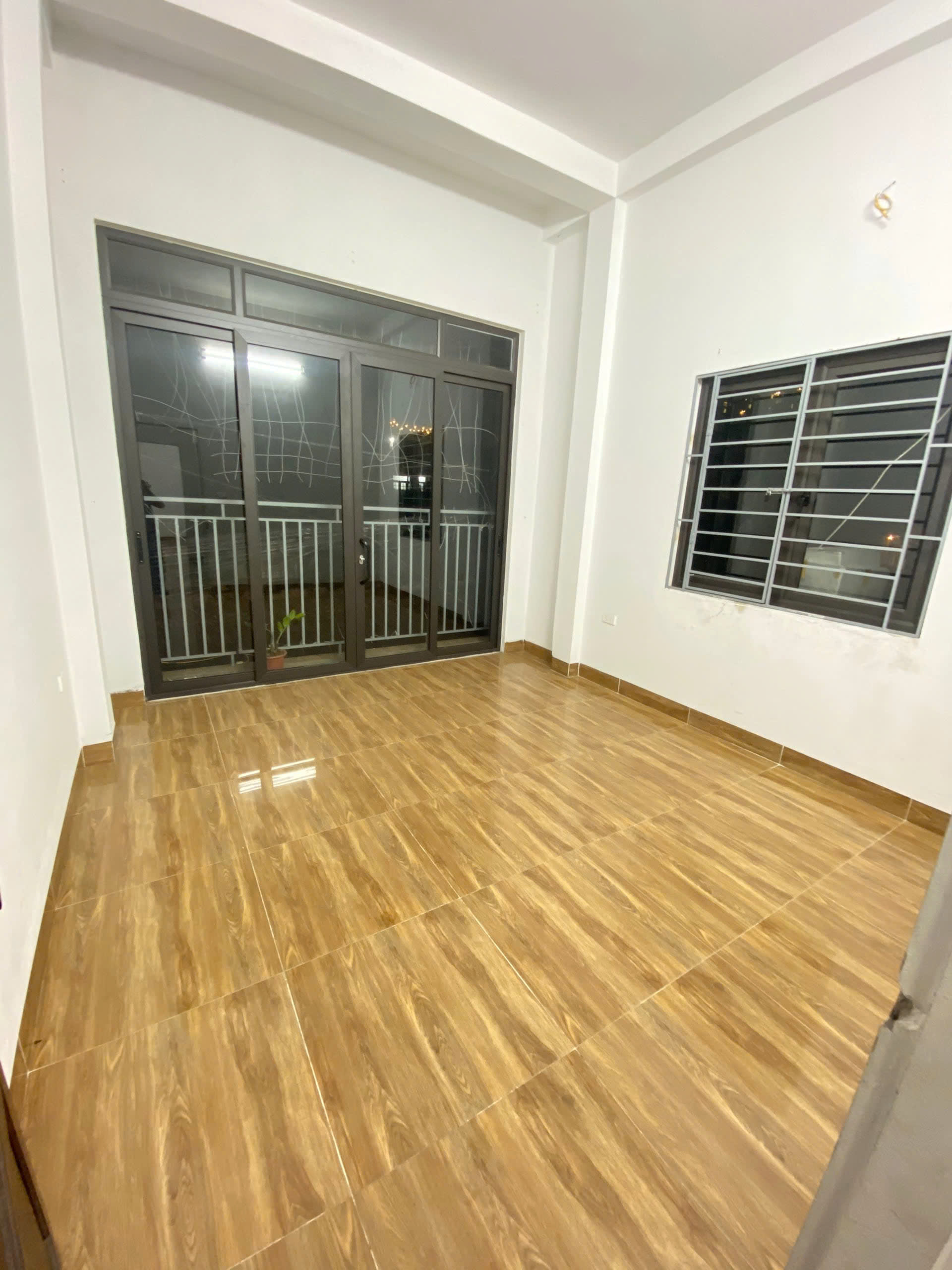 z5758209473008_20e3366ed38a48824fdc07f56ce52e0d