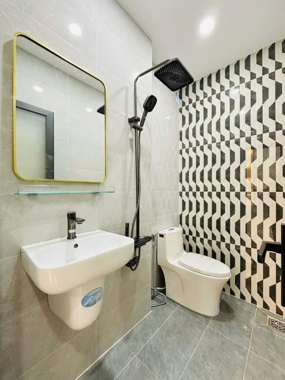 z5758239452216_7a87a25ce4b10e8d7c56de53fa863539