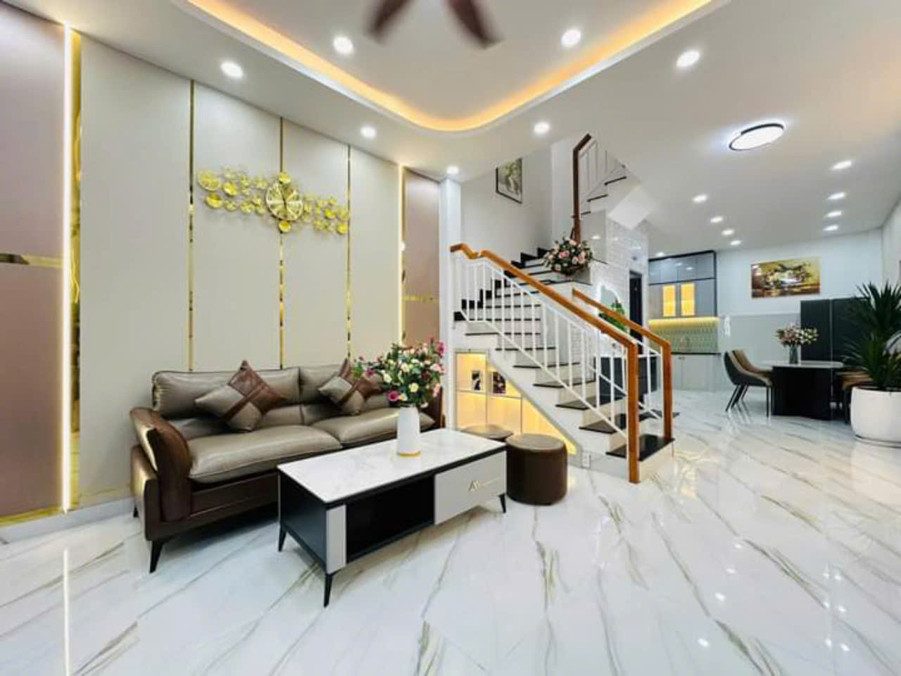 z5758239475957_3783e16fc4f79fb70c6a6c72b57eae35