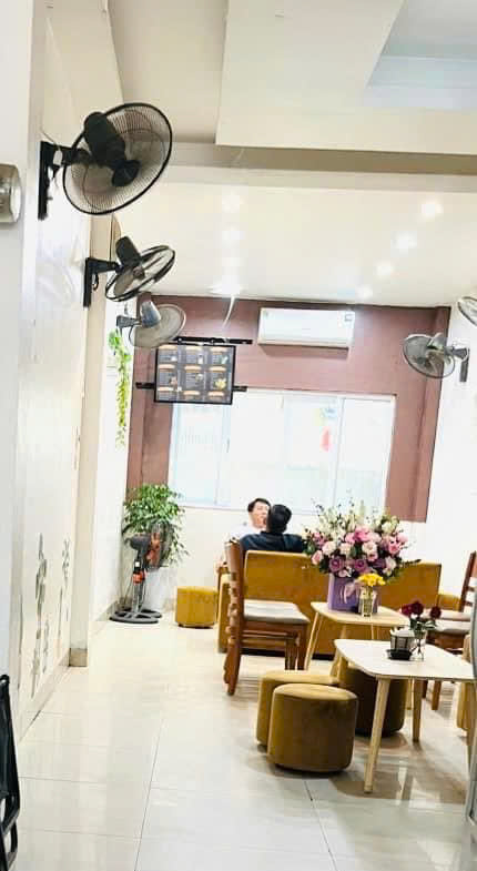 z5759242742200_5fa1669d5b558631ff05f2f2e5219c24