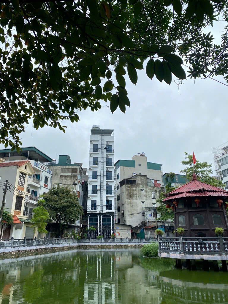 z5759772296291_da9f3d4445c2c64784ea749f0b1af84c