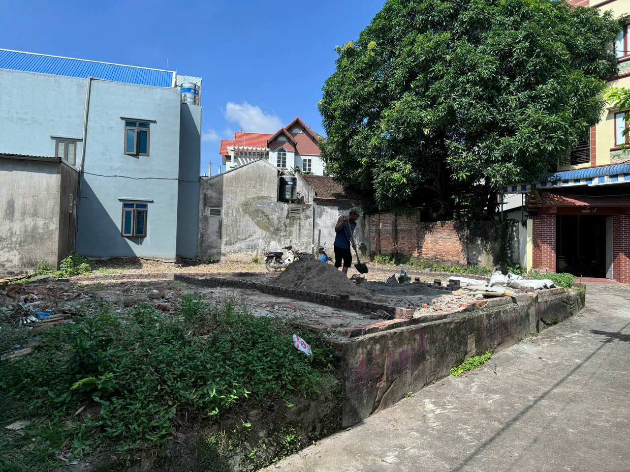 z5761711263476_d4c67099caaad8b41048067278e3f8d0