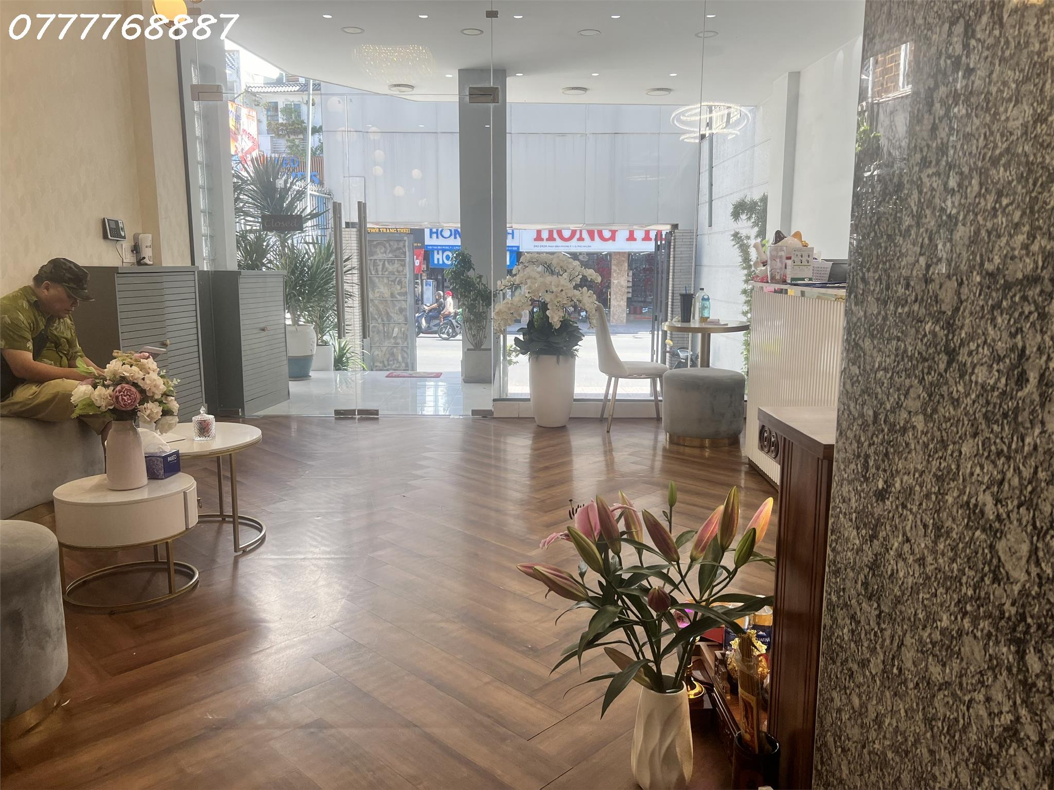 z5761953029366_68f7cc35bb1387e6480bb5d7963cd30e.jpg_bak_638600989309384033