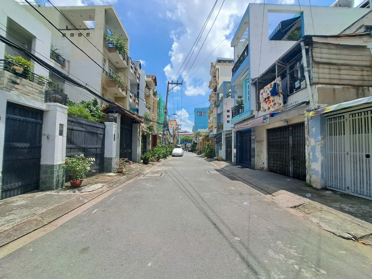 z5761956328501_643f8639a33e928fc72bc26e90d6c237