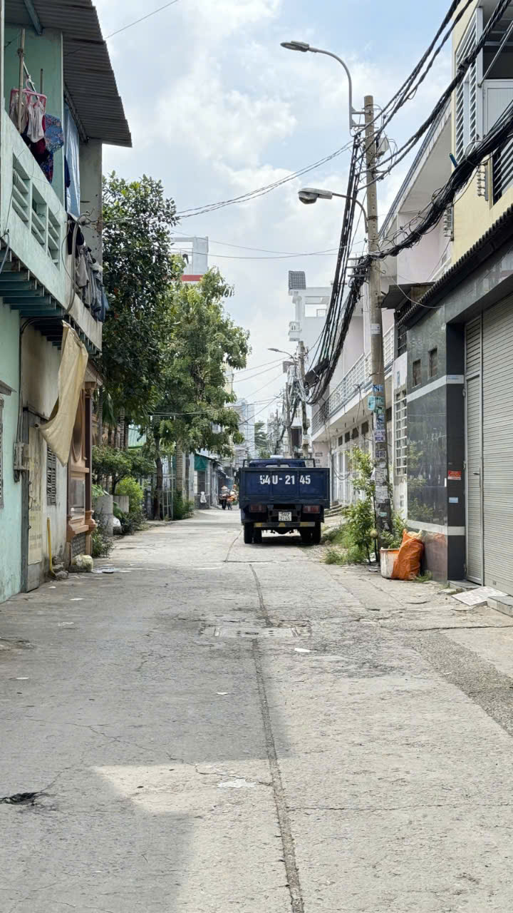 z5762649012389_6d75b1a5df158c076d053047d6dea19c