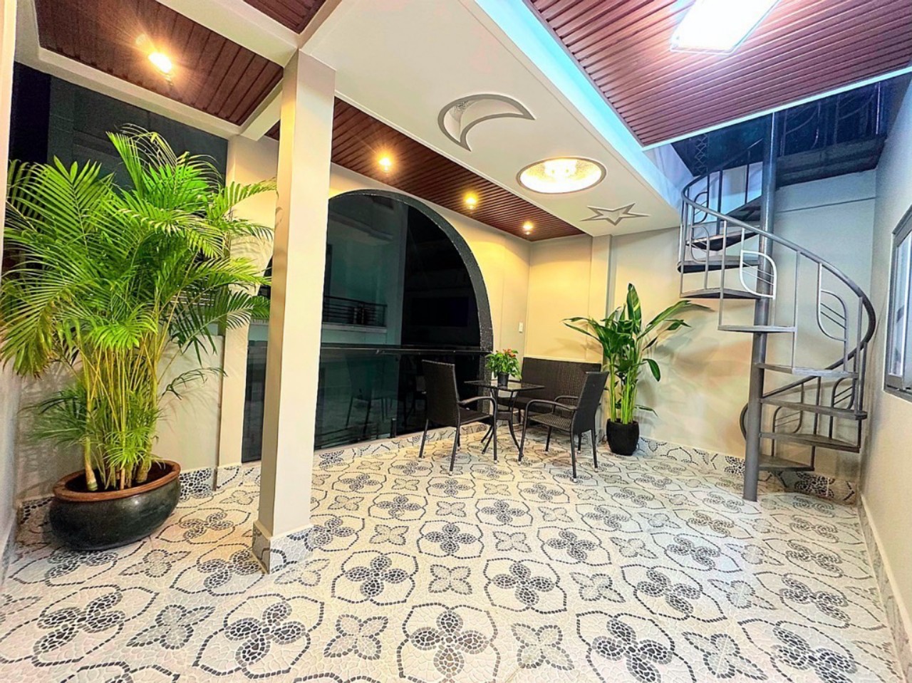 z5767081130824_f66cd83fc7d77f1b1afa1222c1981fd5