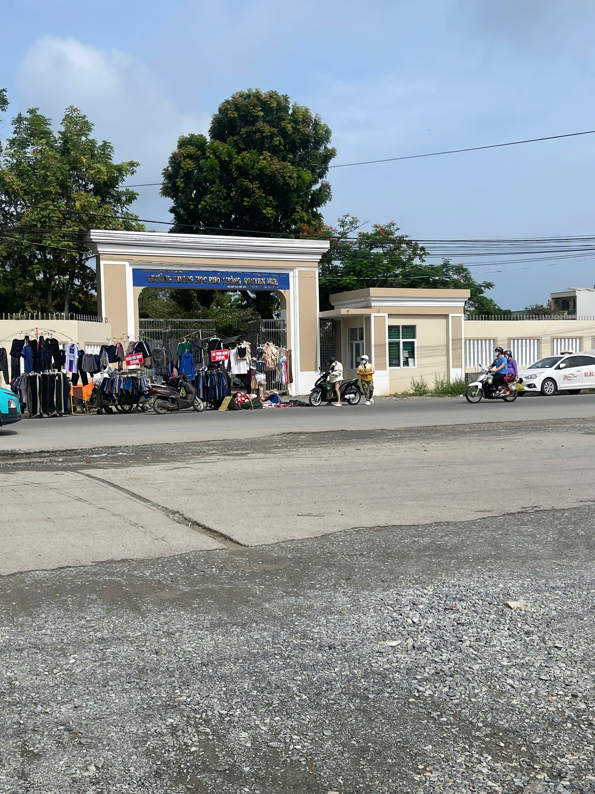 z5767966835646_dc12dd33b2910efc86e442a562ebf228