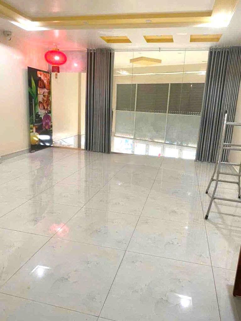 z5771145040398_de31d6b5db7dc17a457b73d940ffdfa2