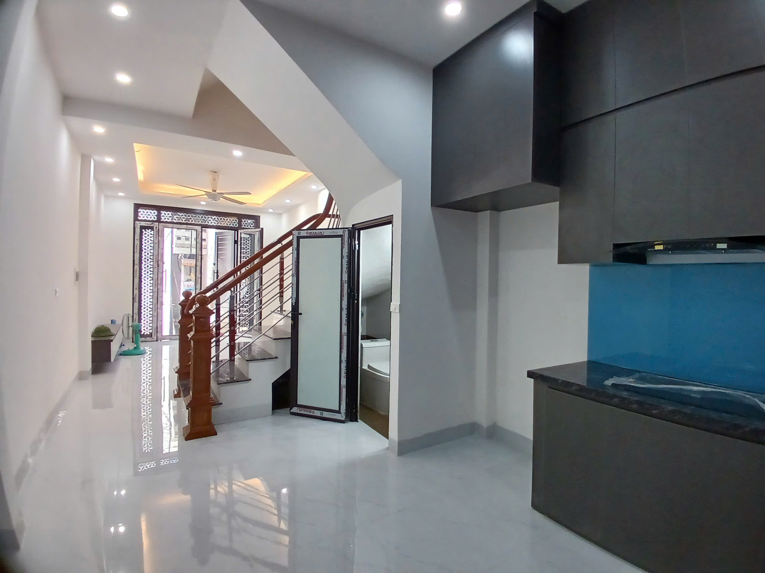 z5771651813110_9e9c0cbdd8f288fd54b210a680edc1e4