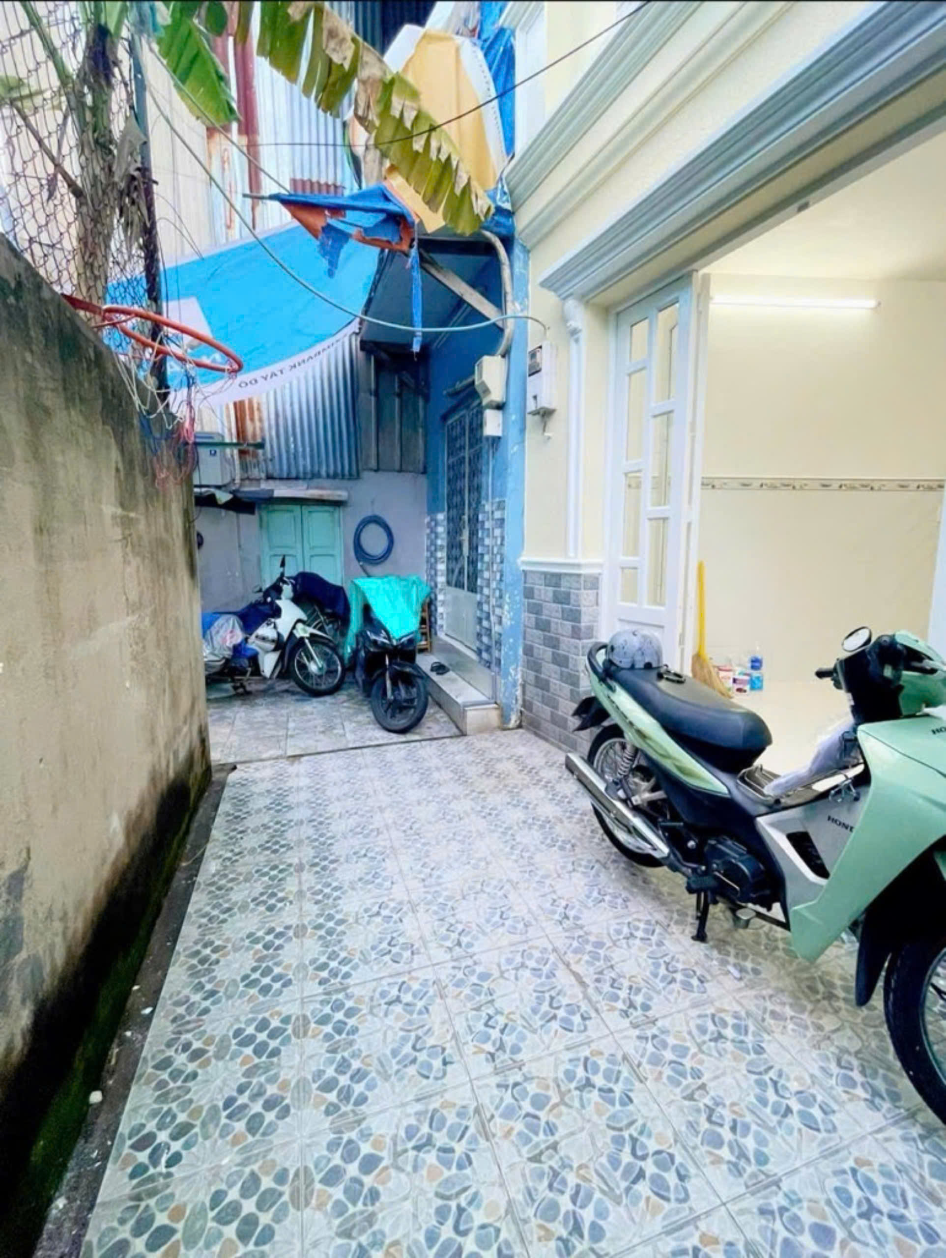 z5773486827996_debb1b86764b2852388b18d778f540af