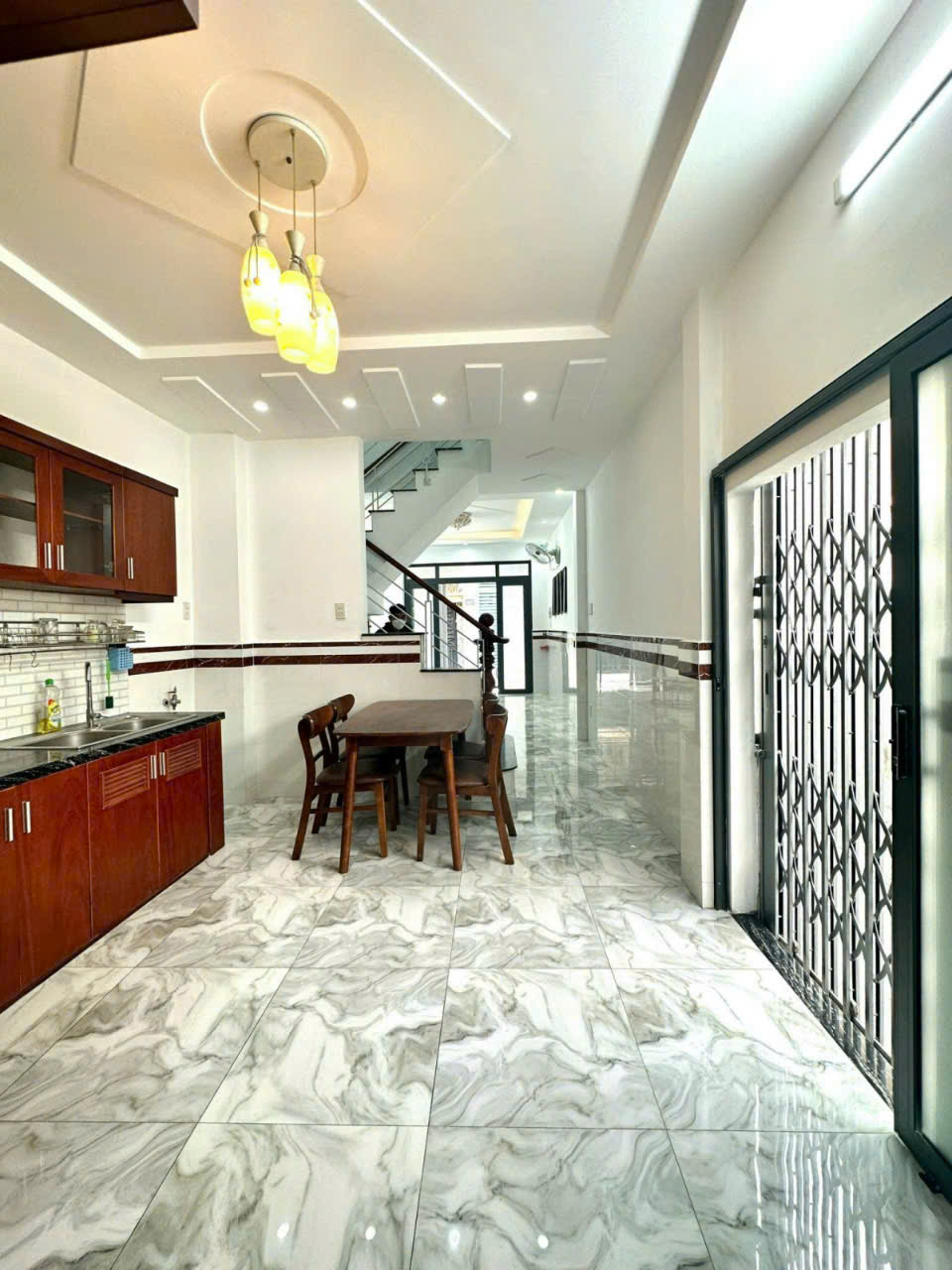 z5777802858015_e547a977a2d6133d98d06c657616c623