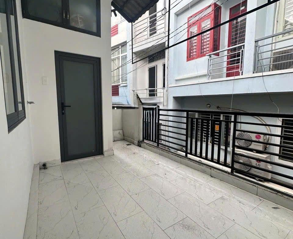 z5779679874533_5853e8aa061b203178db48bb09378b89