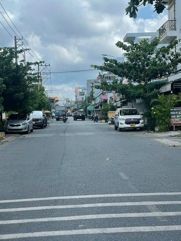 z5780295289570_67079116d8f09cd4c076b30f2c46dc4e