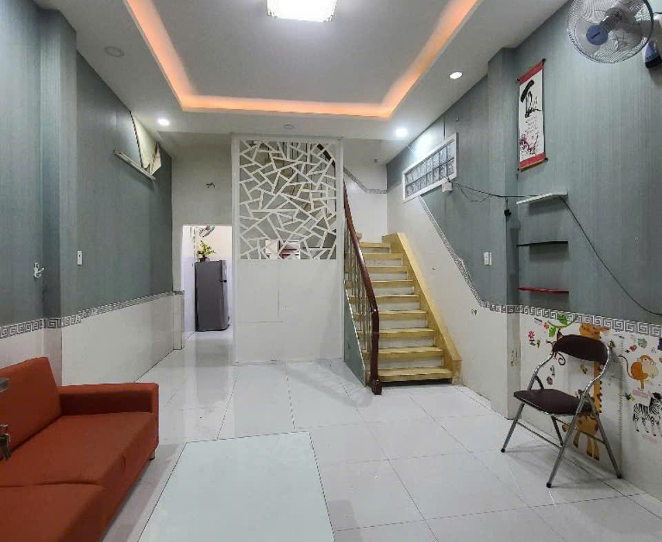 z5781320401502_359f1990cebe8452229c95f99baaaaa0