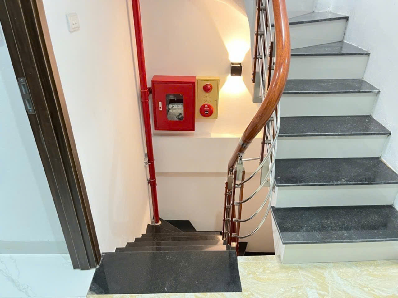 z5781402424076_cd0d31244e6a7e1251376ffaaf1a53a7