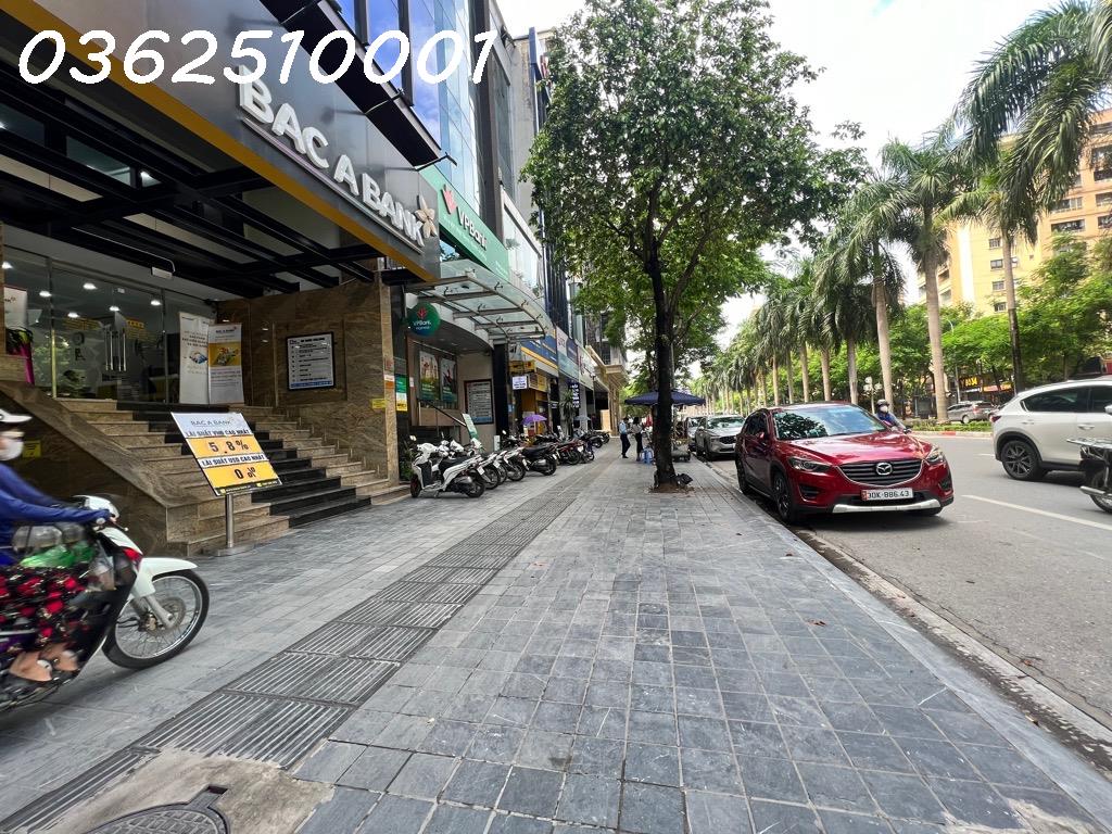 11r4-63AEE77A-lyst9q6r_10_lyst9qf5