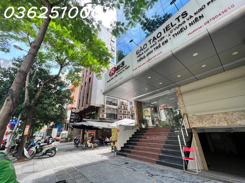 11r4-63AEE77A-lyst9q6r_6_lyst9qb4 (1)