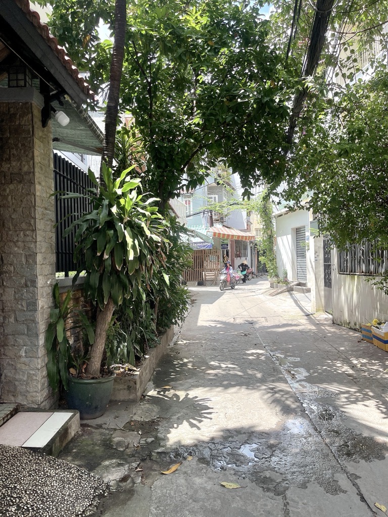 12jo-5A0F2C3E-m1lomsgy_190_12