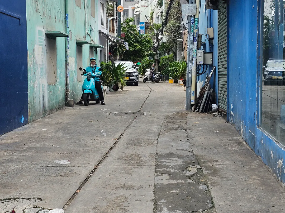 22383eee-ca7f-5ee8-b6a1-e2489e00c63d