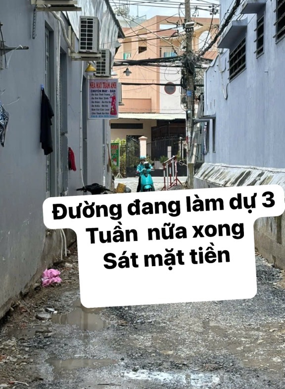 2hfk-A686AD98-m10jdowm_158_13