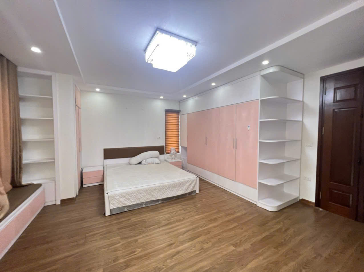 4085d455-7e42-428b-b0d8-3b963a2c2ff7