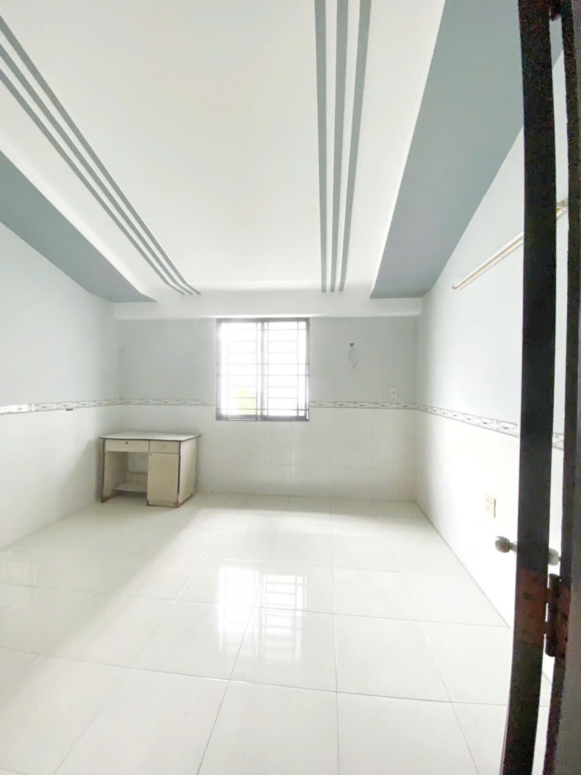 7200128baa960cc8558763