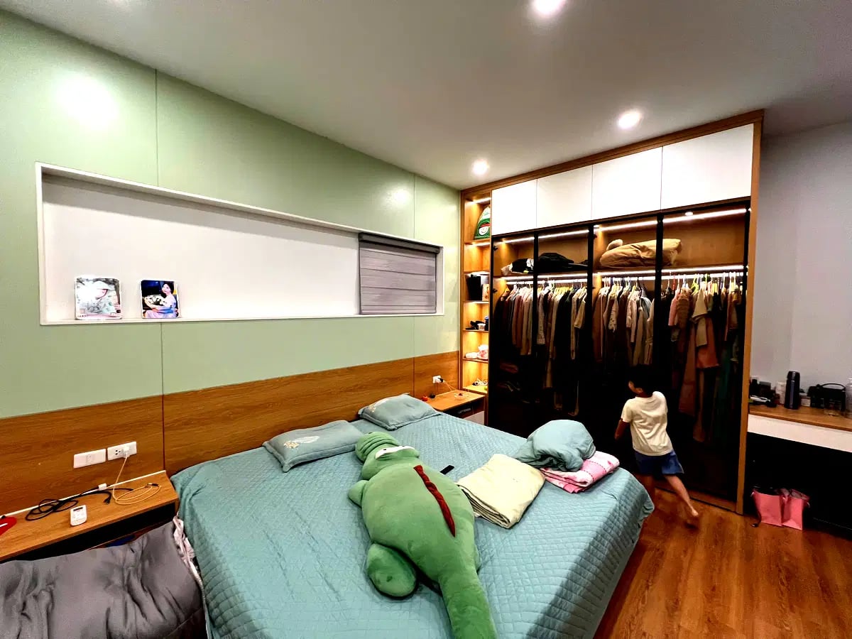 9f8bb99a-0be6-473d-8b09-295c9fc3207f