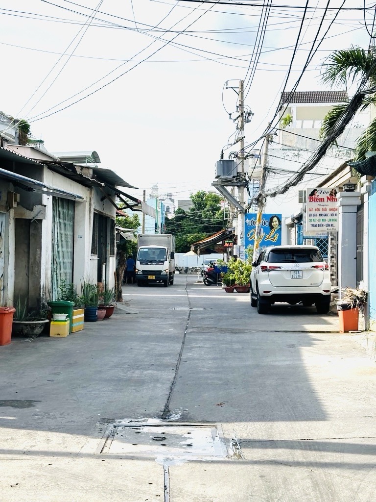 ban nha binh tan tinh lo 10 0905141561 (2)