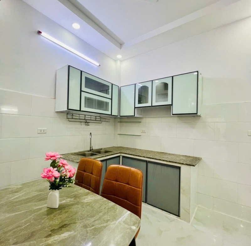 ban-nha-duong-so9-03