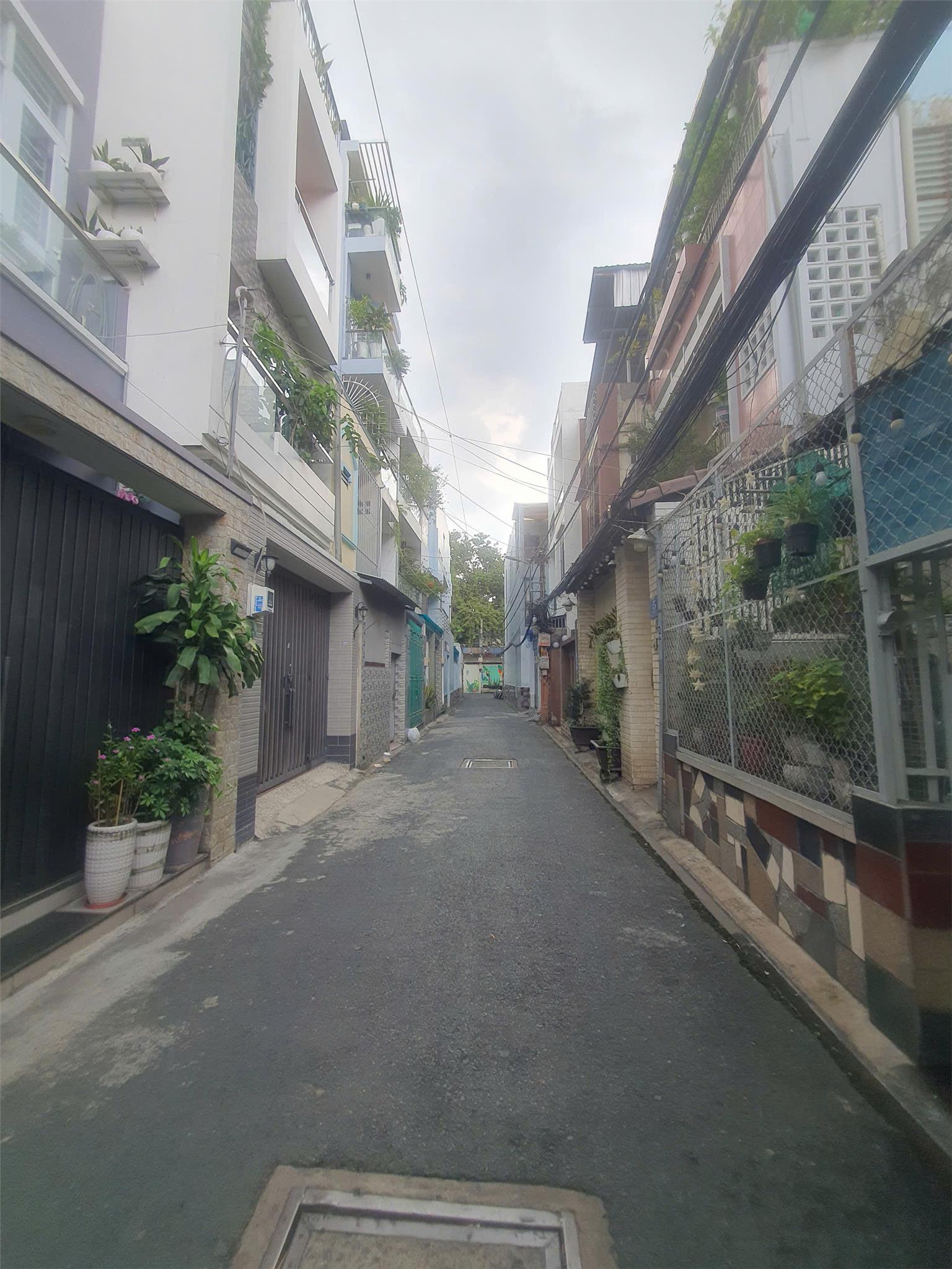 ban-nha-hem-xe-hoi-truong-chinh-phuong-12-quan-tan-binh-0922196969-2