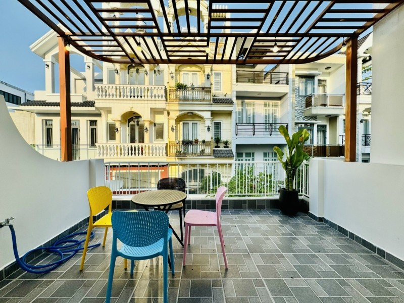 ban-nha-le-van-tho-06