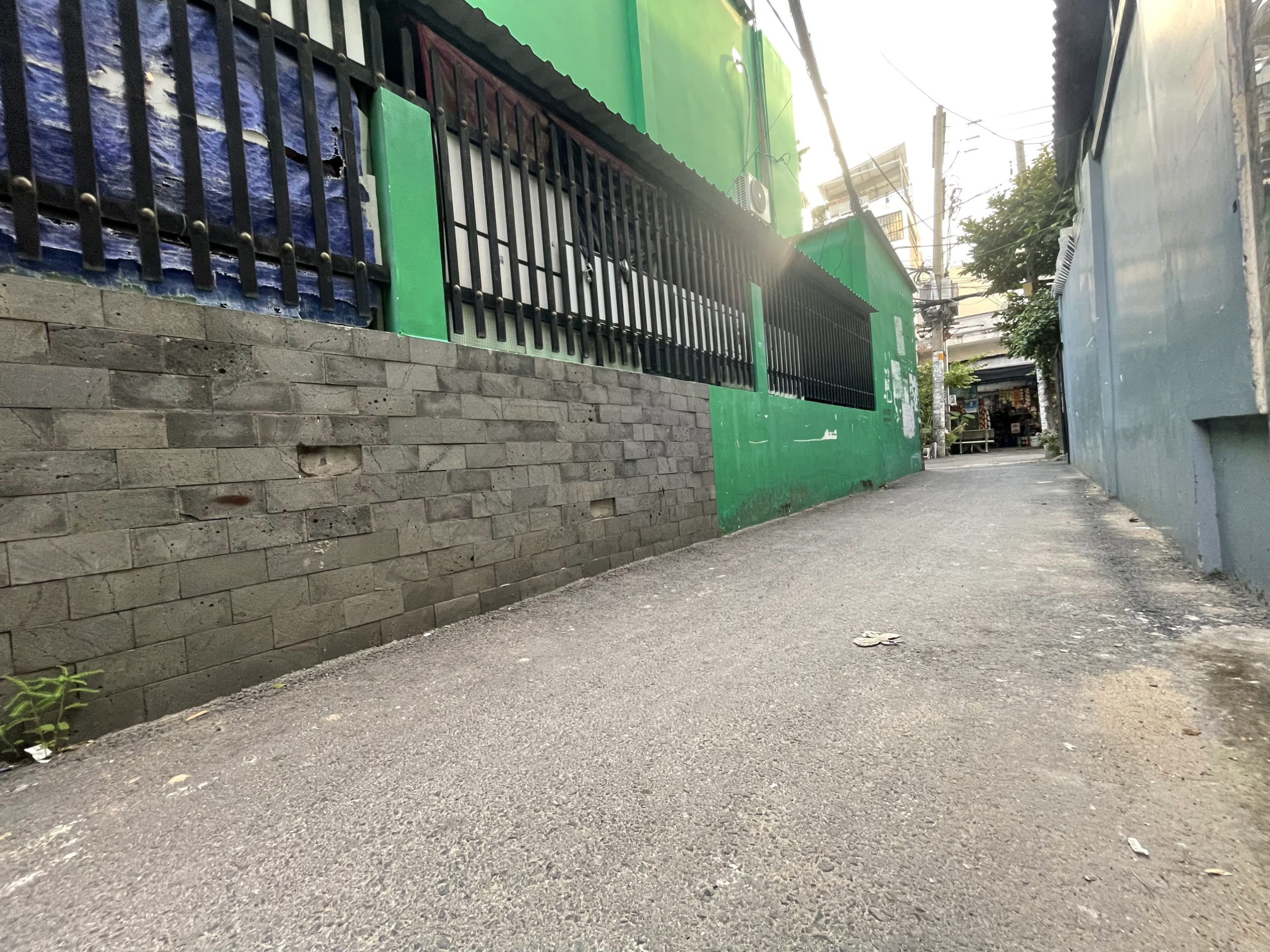 ban-nha-nguyen-van-luong-01