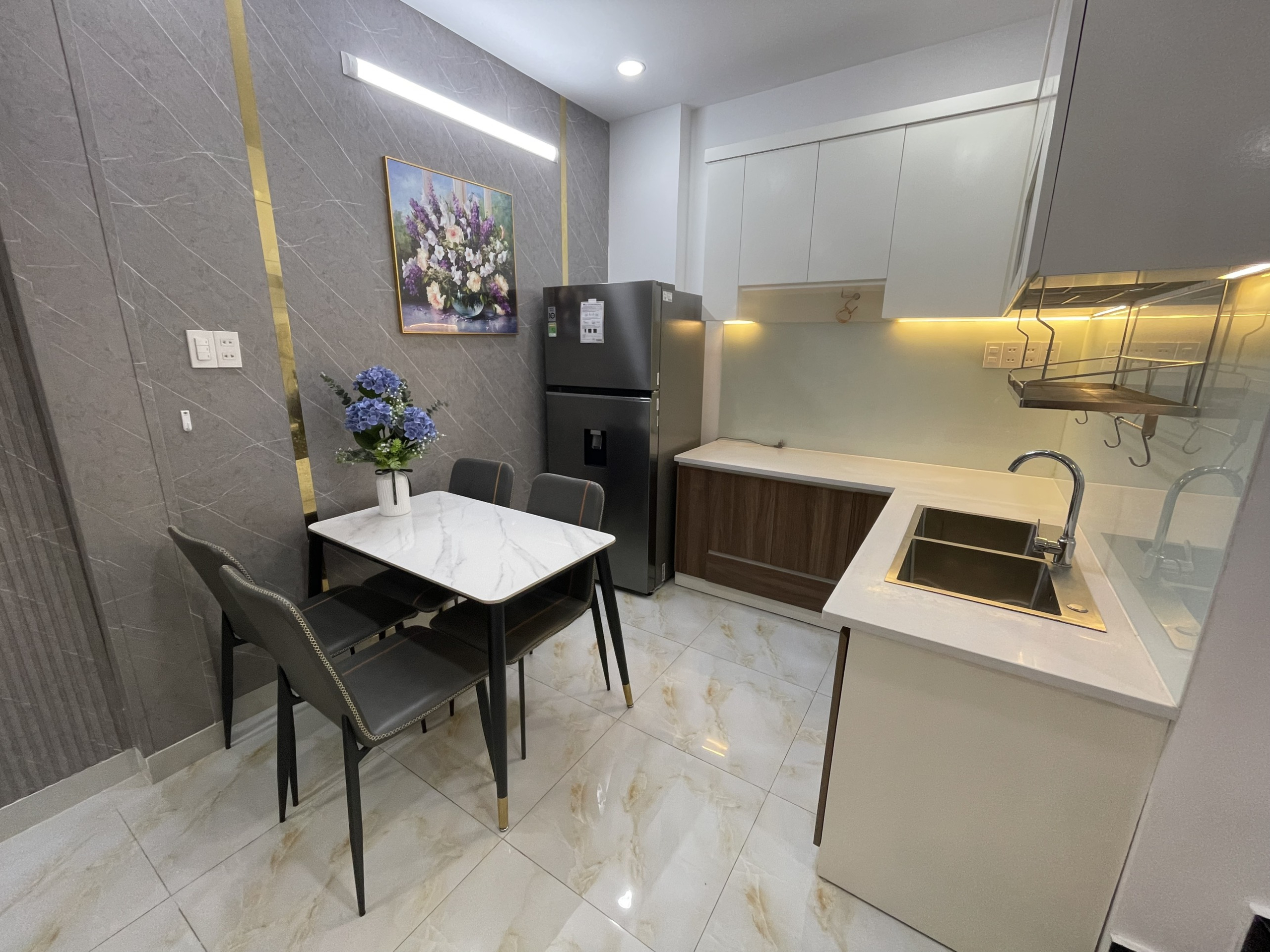 ban-nha-nguyen-van-luong-03