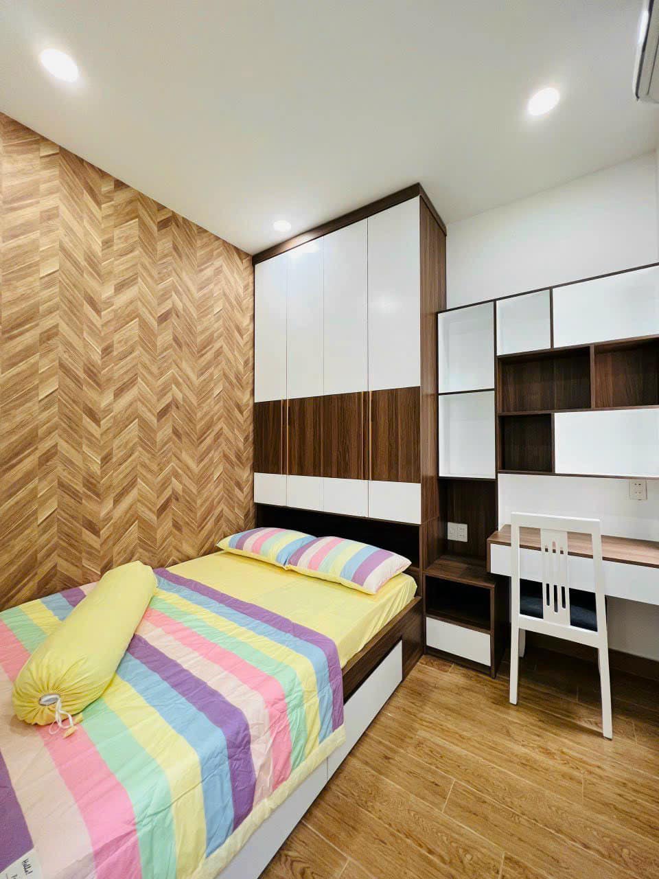 ban-nha-nguyen-van-luong-05