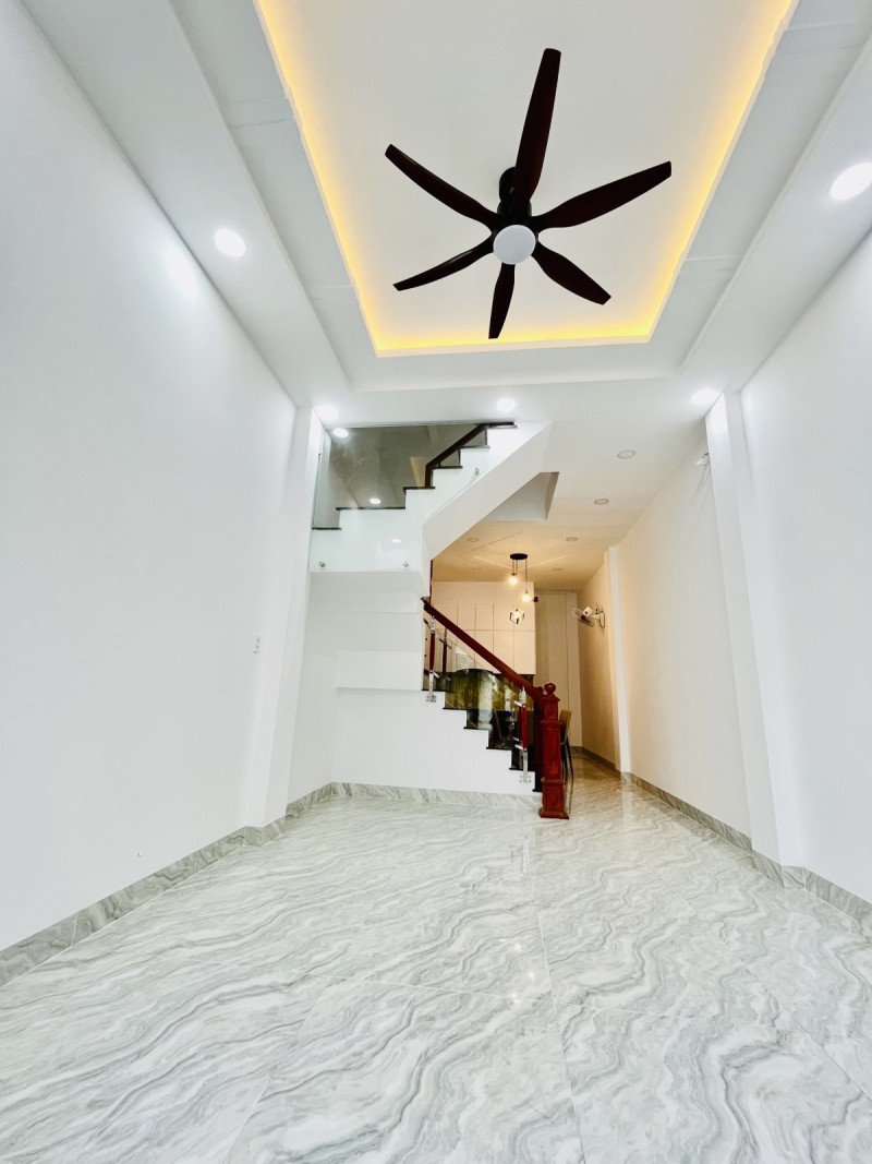 ban-nha-pham-van-chieu-01