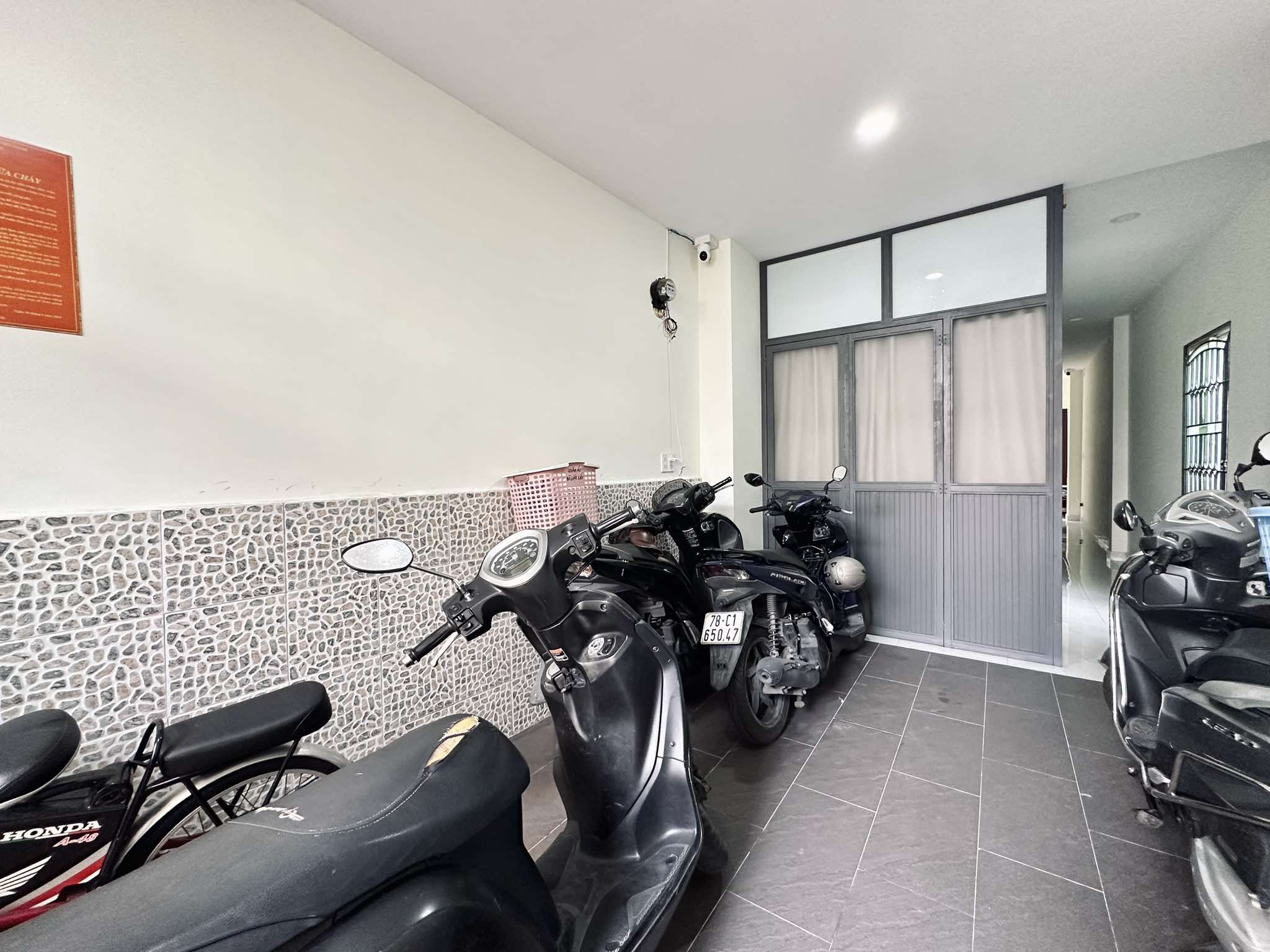 ban nha phu nhuan nguyen trong tuyen (7)