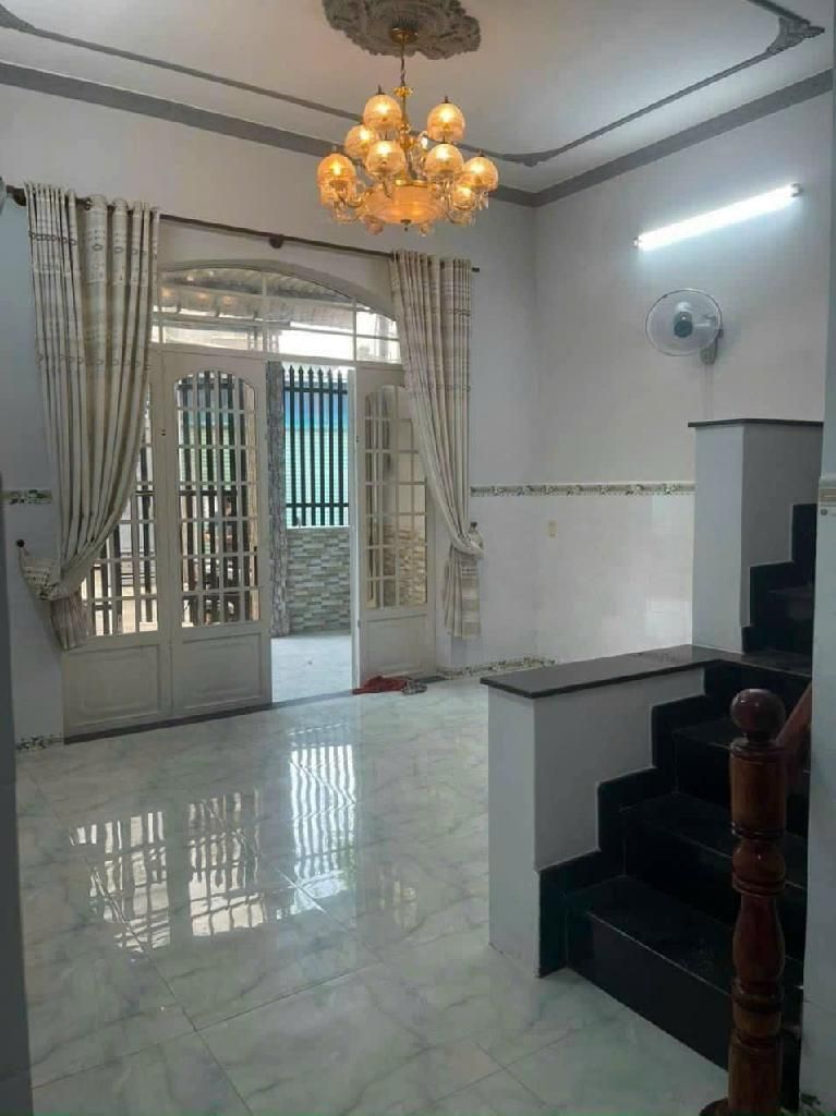 ban-nha-tang-nhon-phu-b-quan-9-3