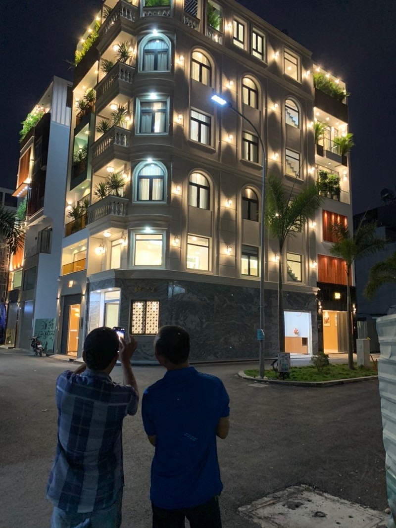 ban-nha-thong-nhat-01