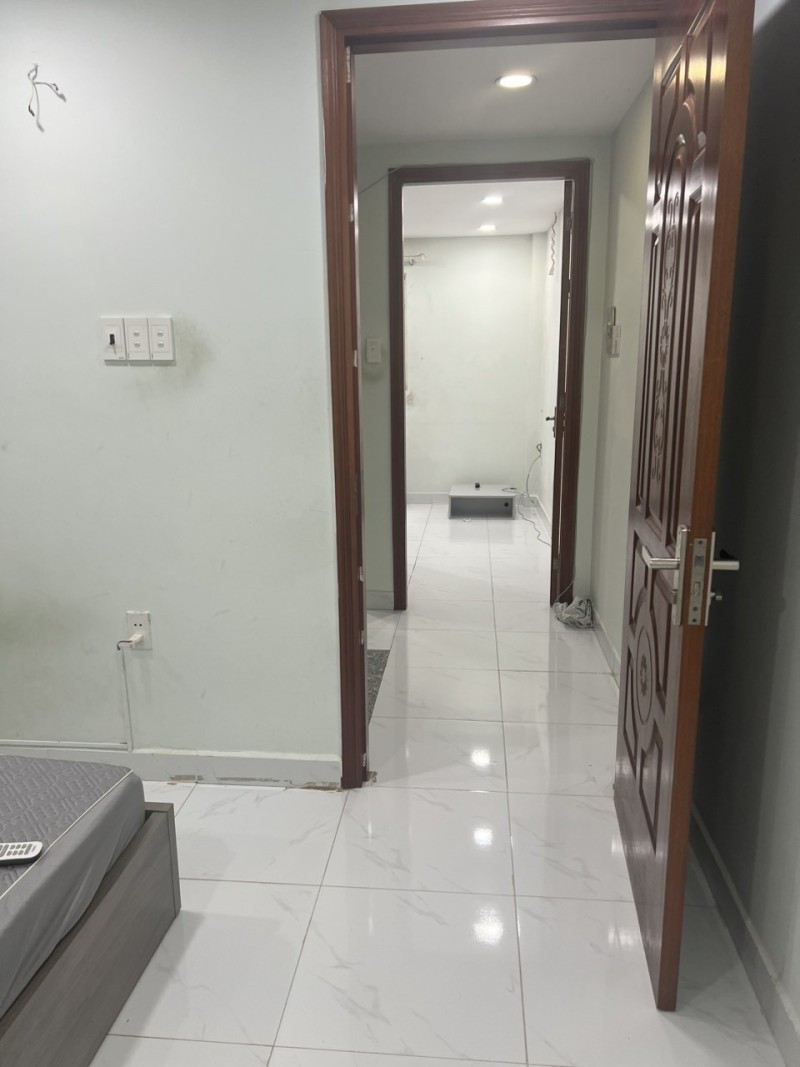 ban-nha-thong-nhat-04