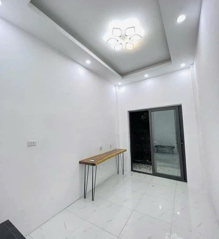 cho_thue_nha_de_to_hoang (4)