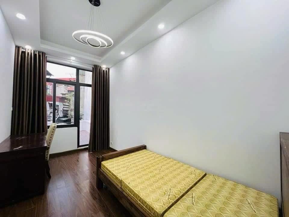 cho_thue_nha_de_to_hoang (5)