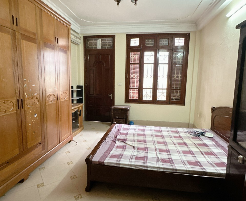 cho_thue_nha_hoang_van_thai (8)