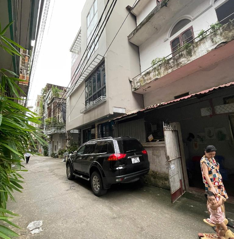 cna-3F8C5DB7-m1ca8oc5_25_8