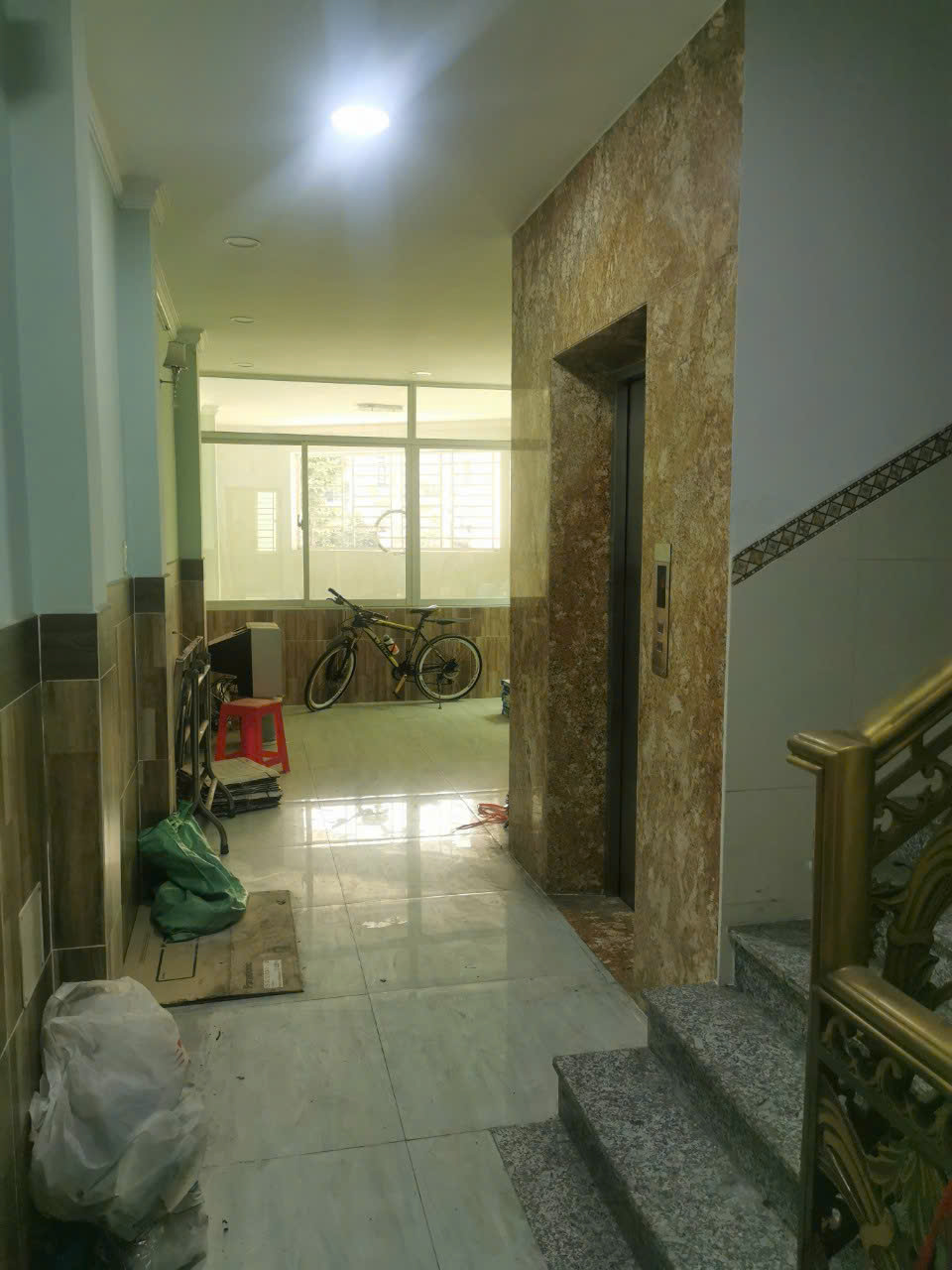 e051655228838eddd79226