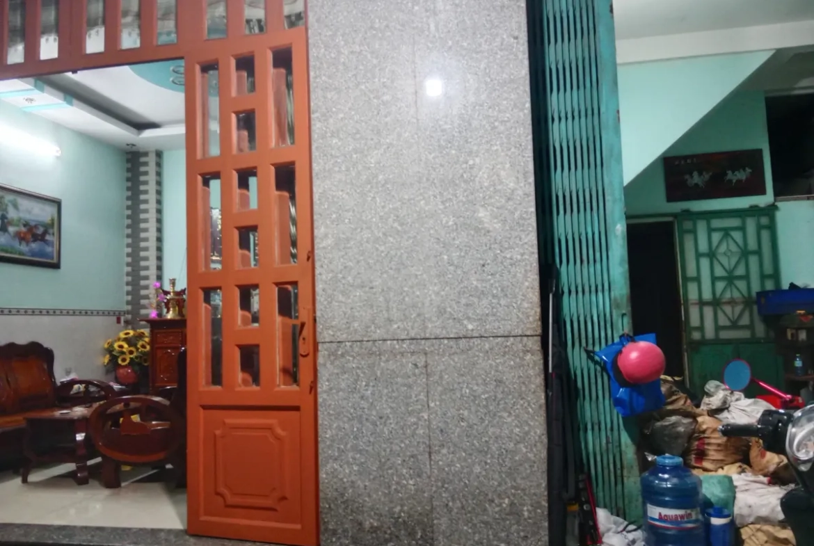 e447cef5-0b96-5ccf-8d07-a30210e11baf