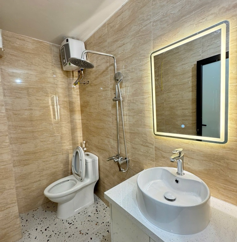 imf-F4FCCF6-m18vud0q_51_14