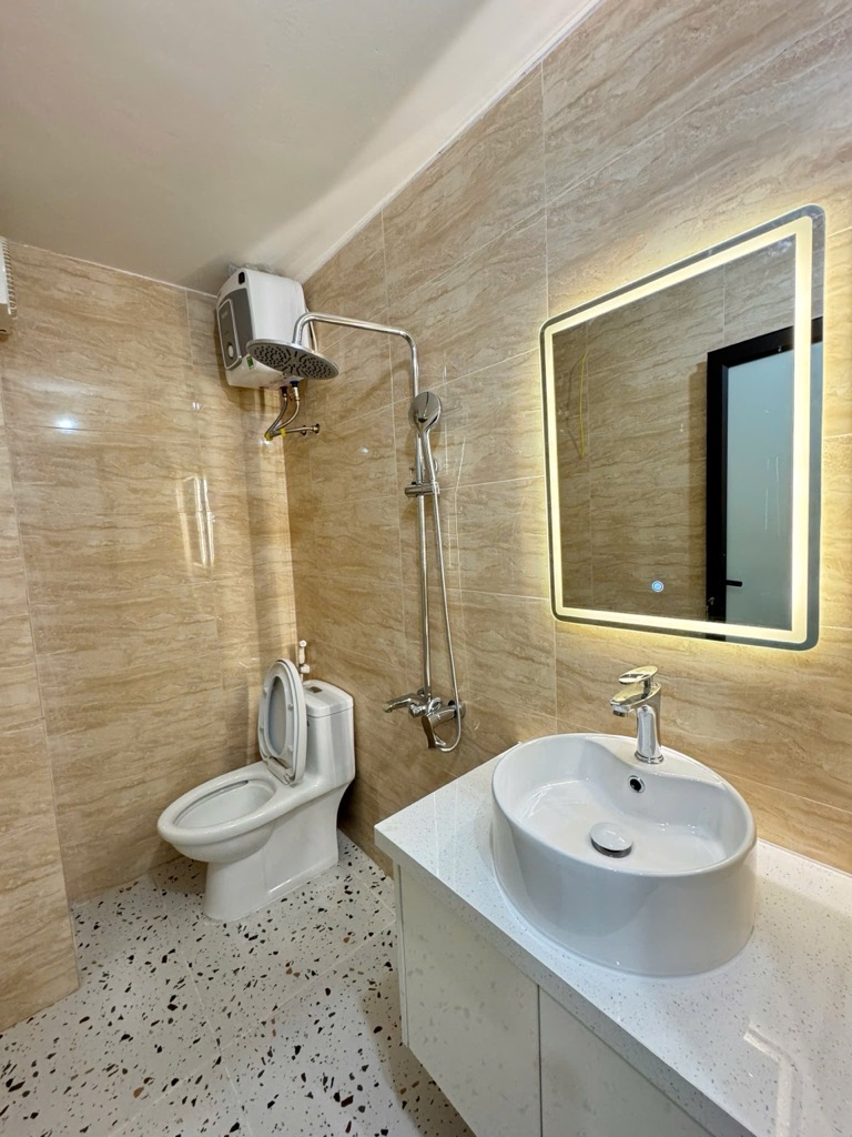 imf-F4FCCF6-m18vud0q_51_14