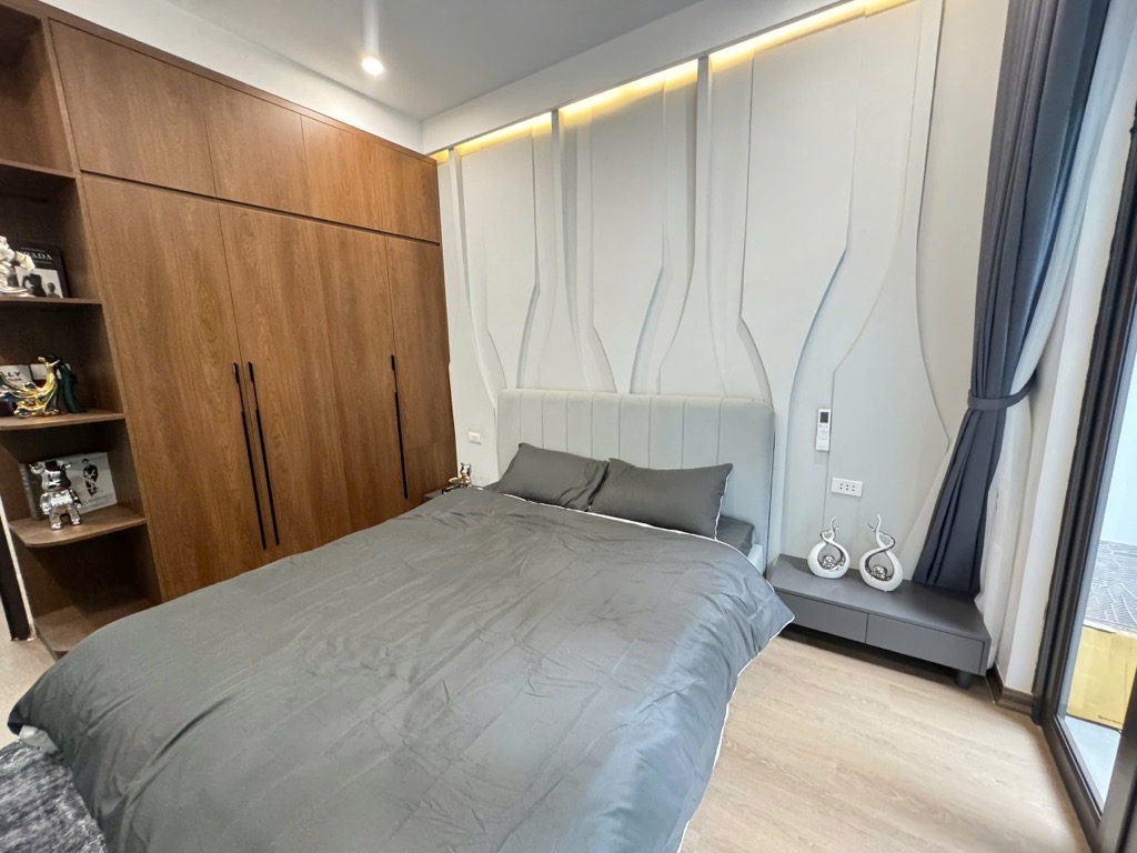 imf-F4FCCF6-m18vud0q_55_16