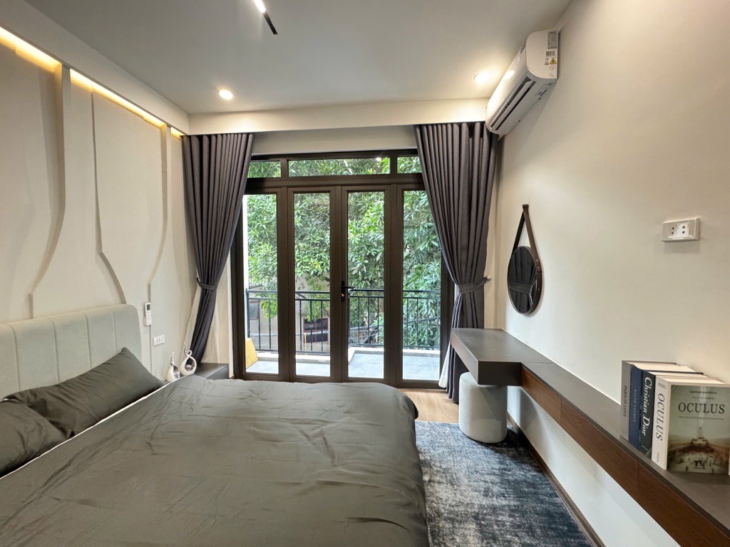 imf-F4FCCF6-m18vud0q_64_20