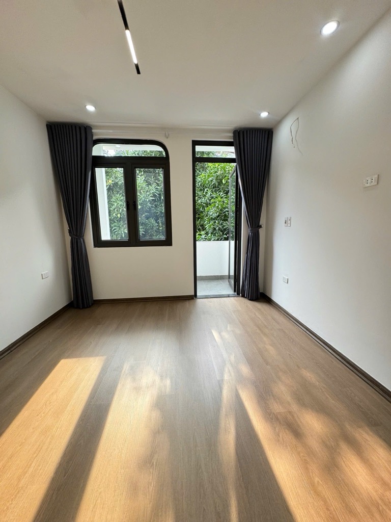 imf-F4FCCF6-m18vud0q_66_21